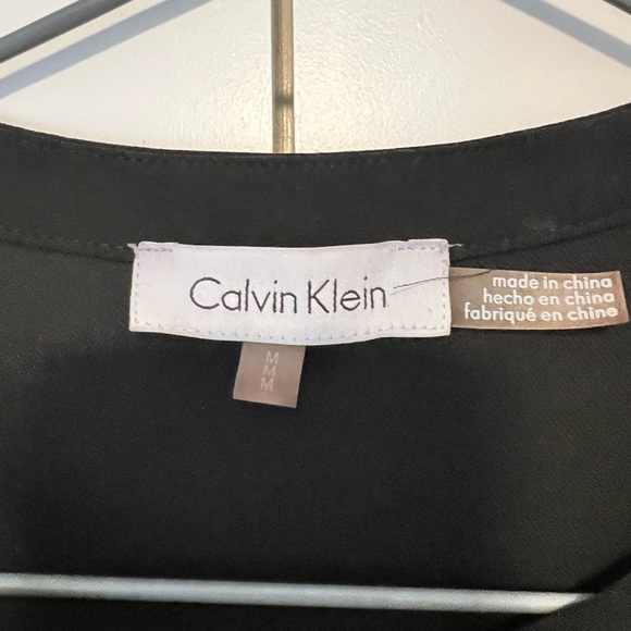 Calvin Klein sleeveless blouse - Picture 3 of 4